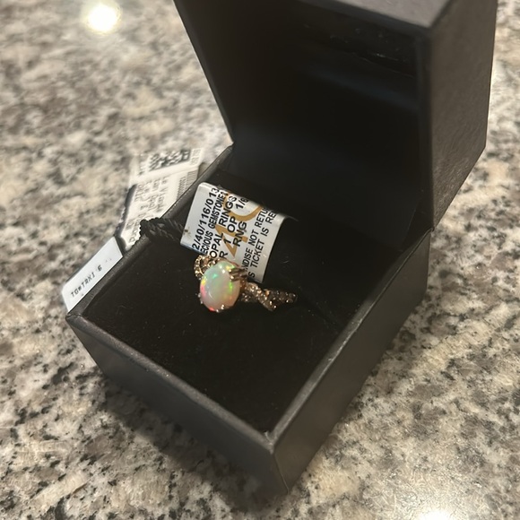 LE VIAN “Neopolitan Opal & Diamond Twist Ring in 14k Rose Gold” Size 7 - Picture 6 of 10
